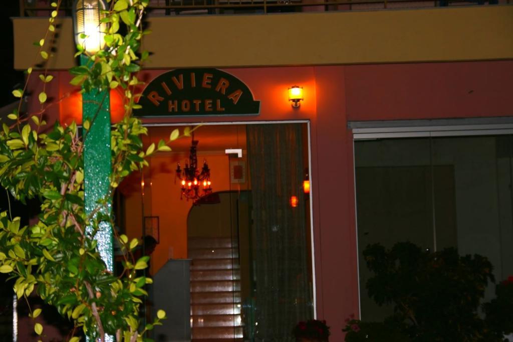 Riviera Hotel Poros  ภายนอก รูปภาพ
