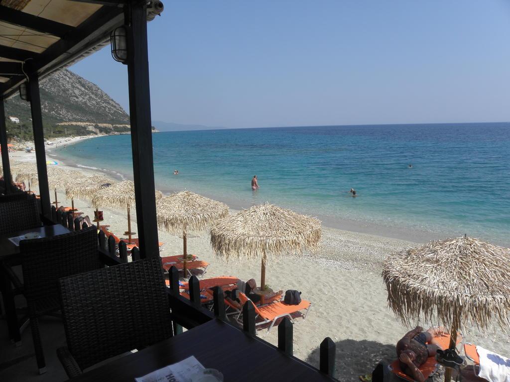 Riviera Hotel Poros  ภายนอก รูปภาพ
